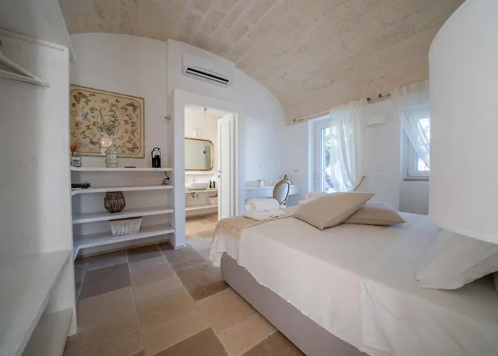 Masseria Artemisia Villa *