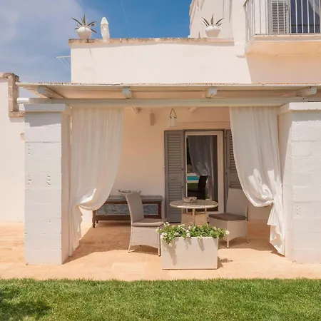 Masseria Artemisia Vista Mare * Ostuni