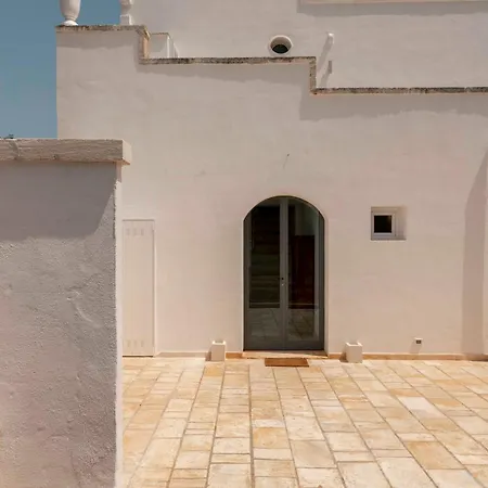 Masseria Artemisia * 奥斯图尼