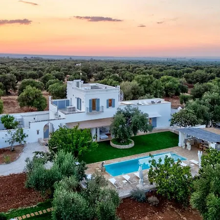Masseria Artemisia オストゥーニ